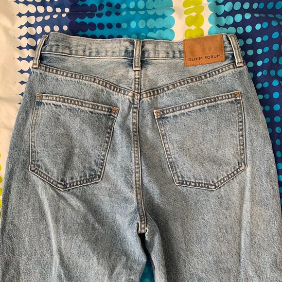 Aritzia Denim Forum The Joni High Rise Loose 29L, Size 26, picture this bleu - Picture 5 of 6